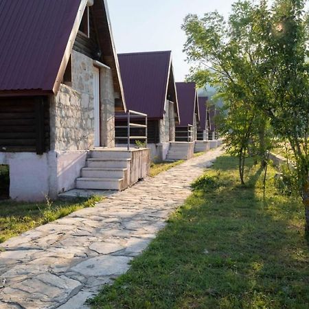 Etno Selo Bastadur Цетинє Екстер'єр фото