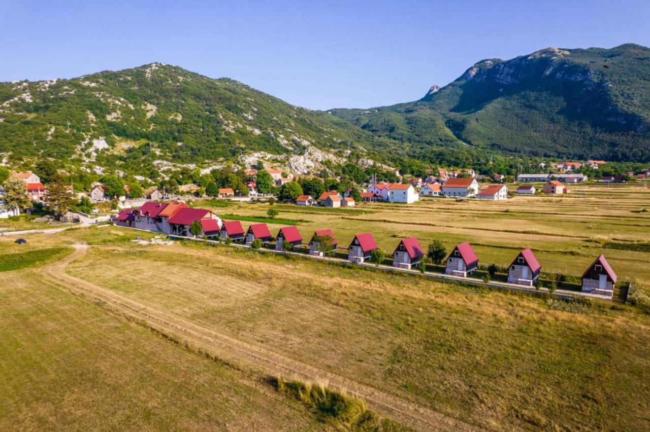 Etno Selo Bastadur Цетинє Екстер'єр фото